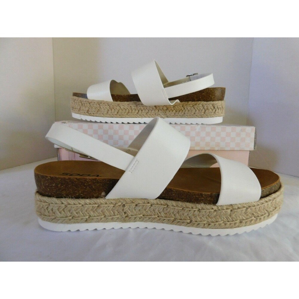 Soda Shoes Kristin Platform Ankle Strap Sandals  Women's sz 10 M White